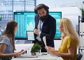 SAP Sales Cloud V2 vs Salesforce Sales Cloud: 2026 Comparison